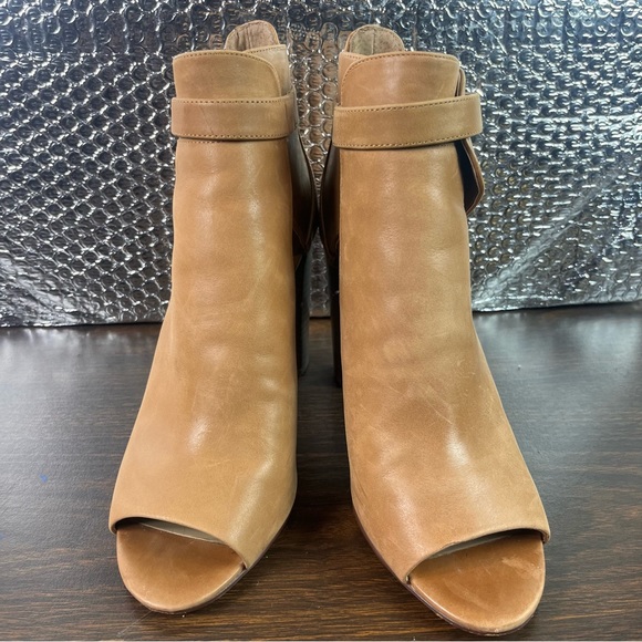 Vince Camuto Venica Bootie Size 10 Eu 40 Tan Buckled Leather 5 In Heel Open Toe - Picture 3 of 14